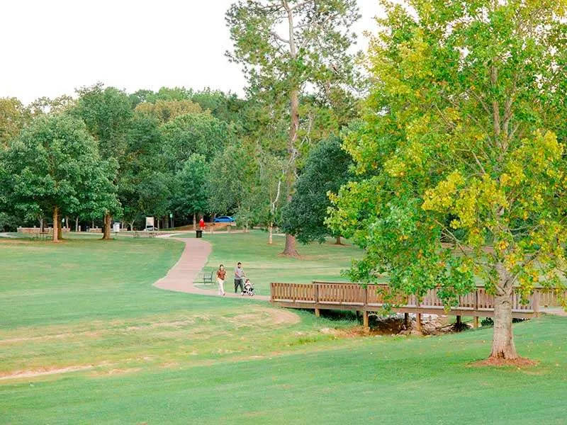 Outdoor Trail Walks & Parks